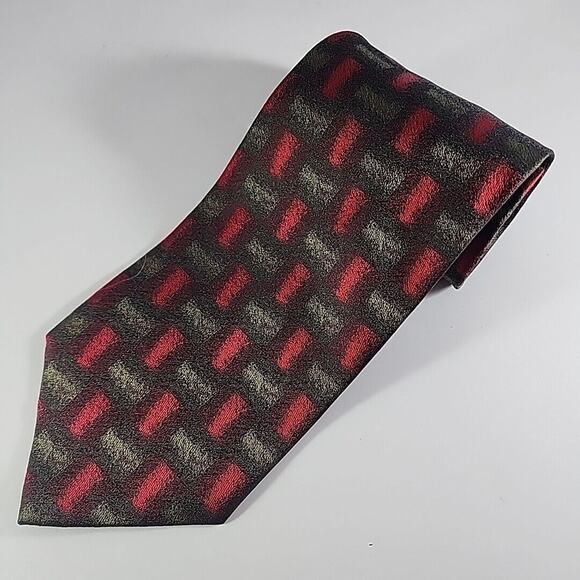 Ferrell Reed Silk Jacquard Necktie - Red-Green Geometric - Like New - Picture 4 of 4
